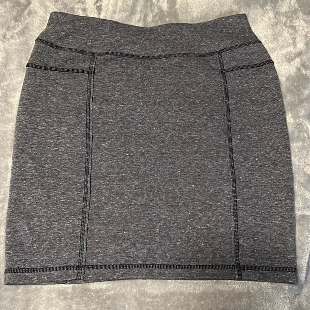 Athleta Gray Stretchy Skirt